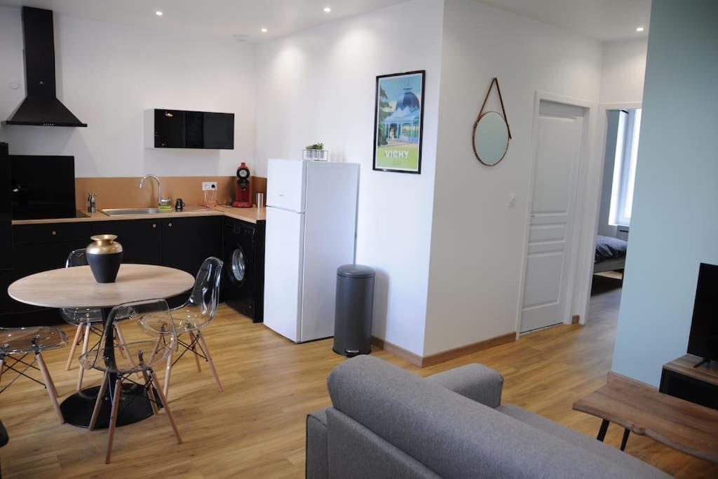 Cosy Saint Yorre Apartment ภายนอก รูปภาพ